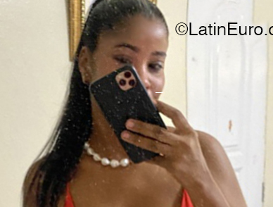 Date this cute Dominican Republic girl Julieta from Santo Domingo DO53731