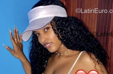 Date this voluptuous Dominican Republic girl Andresly from Santo Domingo DO53916