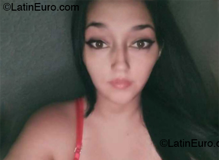 Date this gorgeous Colombia girl Maite from Bucaramannga CO33176