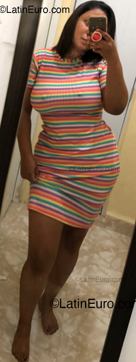 Date this sultry Dominican Republic girl Maria from Santiago DO54480
