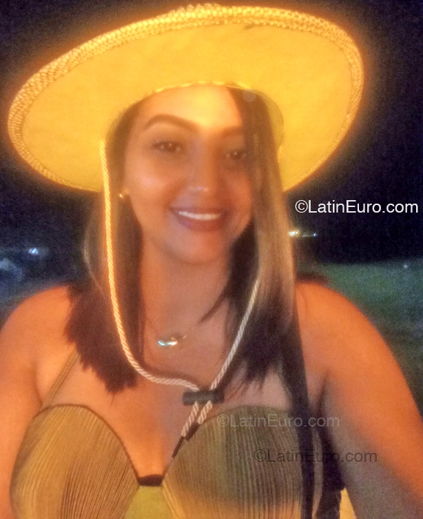 Date this georgeous Dominican Republic girl Emeli from Puerto Plata DO54515