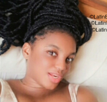 Date this hard body Guinea girl Consuelo from Ecuatorial Guinee GN19