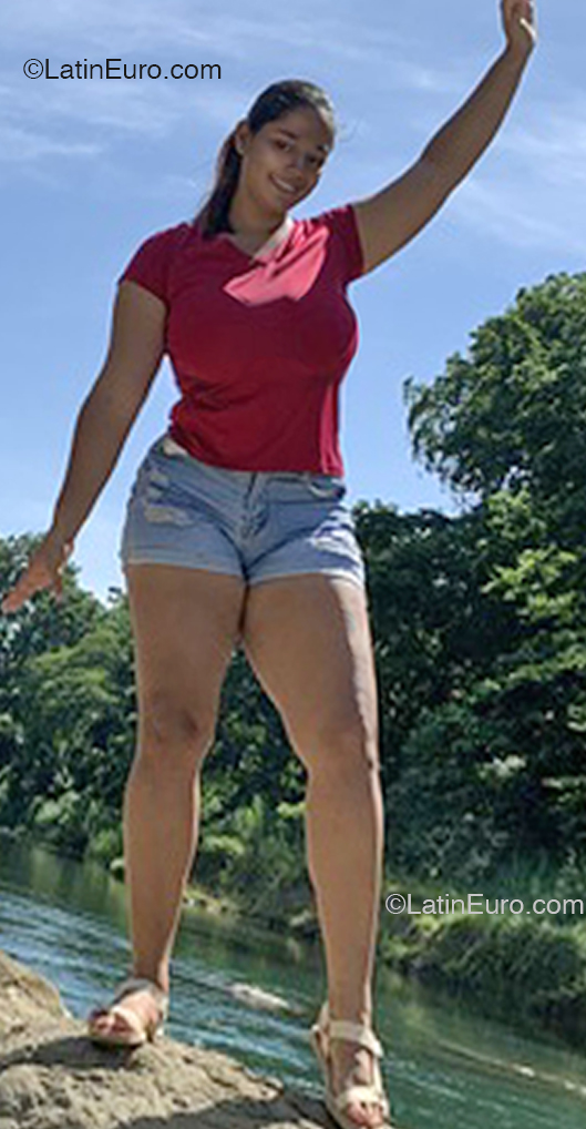 Date this georgeous Costa Rica girl Nick from San Jose CR561