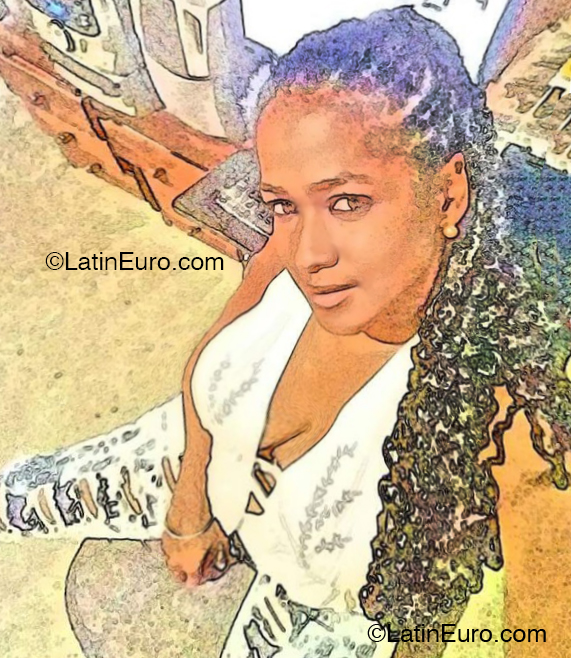 Date this cute United Kingdom girl Maria from Santo Domingo DO54997
