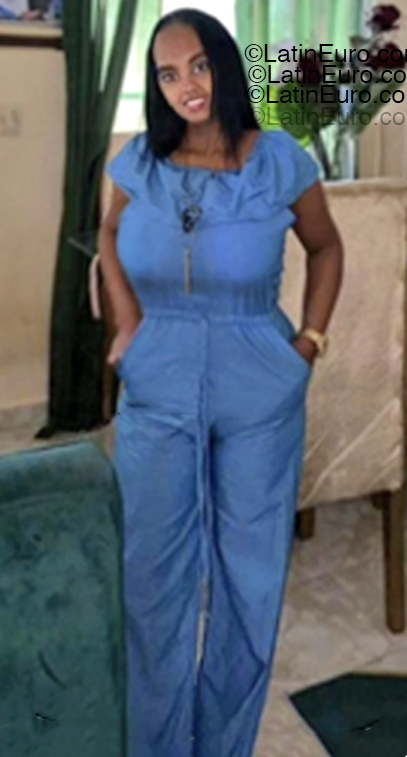 Date this attractive Dominican Republic girl Yissel from La Altagracia DO55168