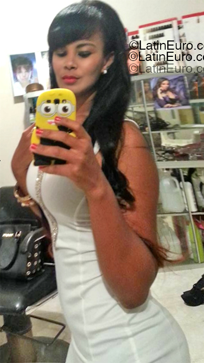 Date this passionate Dominican Republic girl Marinelly from Santo Domingo DO55248