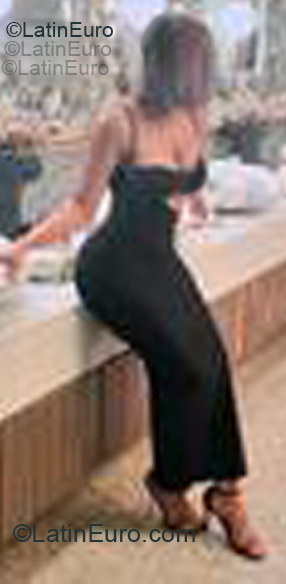 Date this delightful Dominican Republic girl Lisbeth from Santo Domingo DO55367