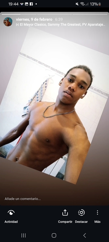 Date this young United States man Manuel from New York US25159