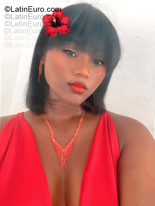 Date this fun Dominican Republic girl Edugry from Santo Domingo DO55375