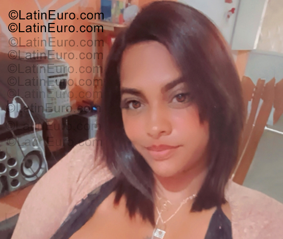 Date this delightful Venezuela girl Yenny from Chacao VE5356