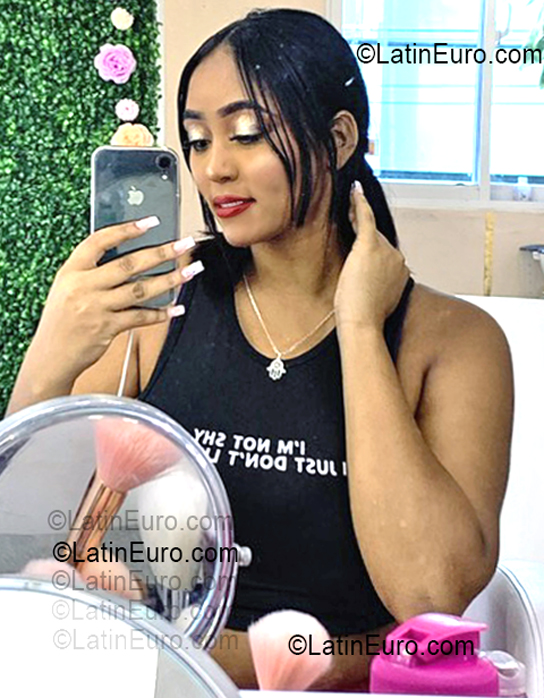 Date this charming Dominican Republic girl Arleny from Santiago DO55471