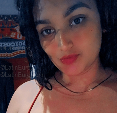 Date this georgeous Colombia girl Alejandra from Antioquia CO33625
