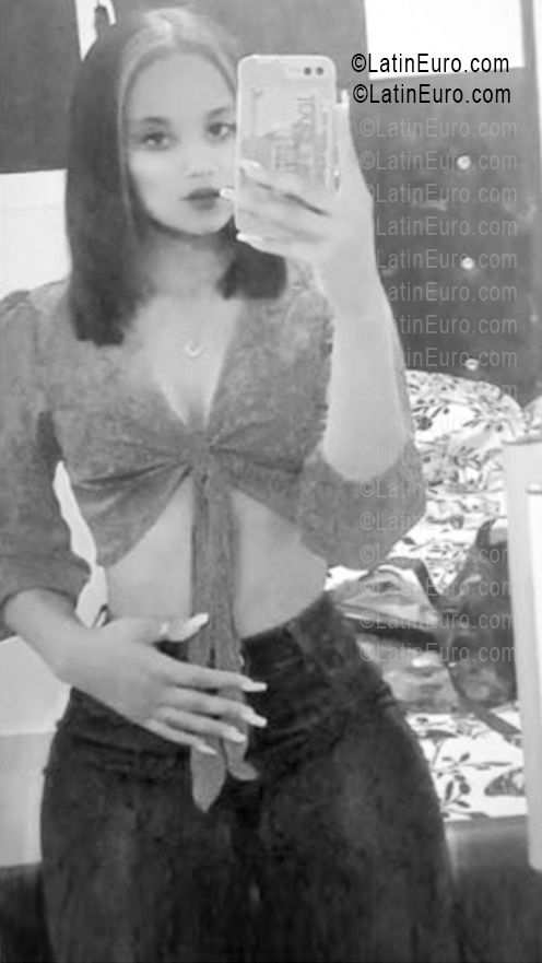 Date this exotic Dominican Republic girl Kate from Santo Domingo DO55643