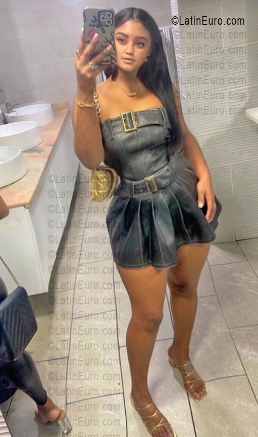 Date this hot Dominican Republic girl Yuli from Puerto Plata DO55664