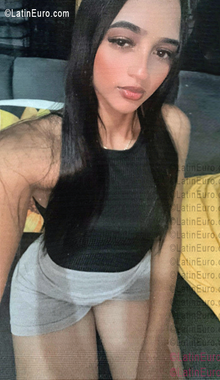 Date this athletic Dominican Republic girl Yuliana from Puerto Plata DO55878