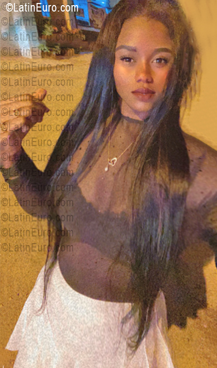 Date this funny Dominican Republic girl Masiel from Santo Domingo DO55929