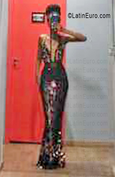 Date this young Dominican Republic girl Lizzie from Santo Domingo DO55935