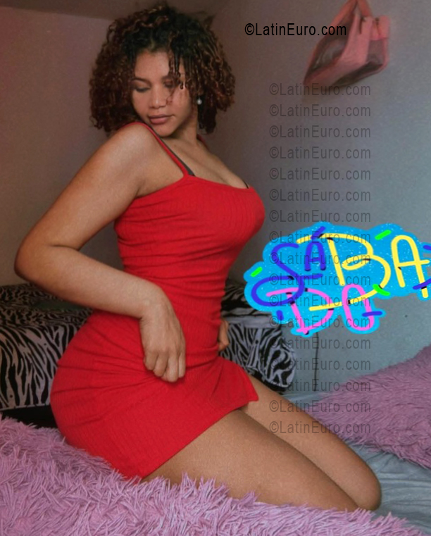 Date this funny Colombia girl Angelica from Bogota CO33637