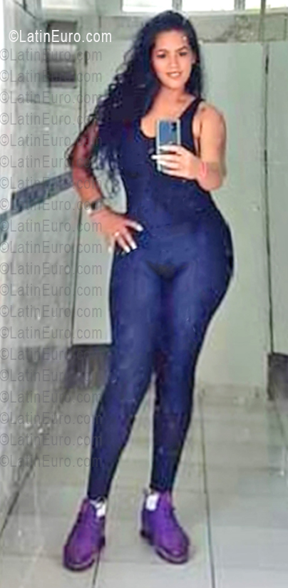 Date this hard body Venezuela girl Eliza from Caracas VE5468