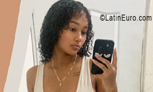 Date this attractive Dominican Republic girl Yeili from Puerto Plata DO56198