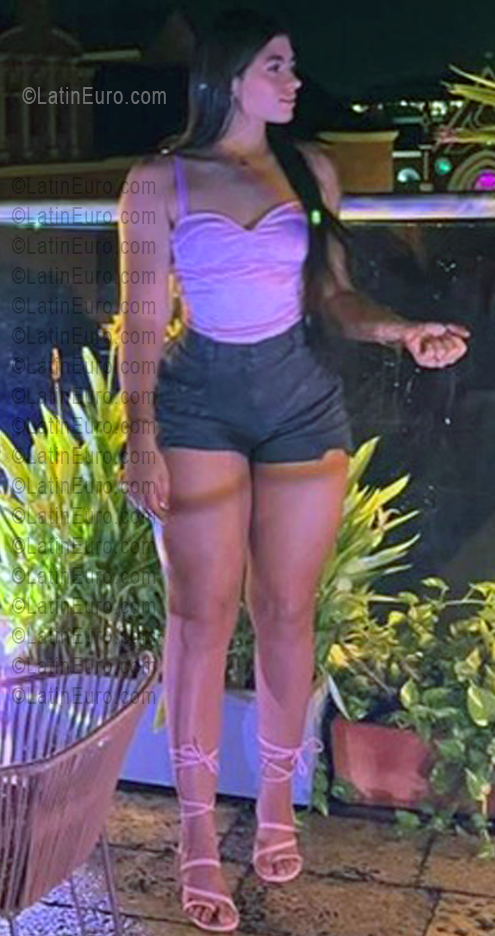 Date this funny Colombia girl Chanel from Cartagena CO33719