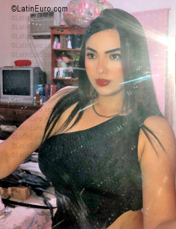 Date this hot Venezuela girl Isabel from Barquisimeto VE5642