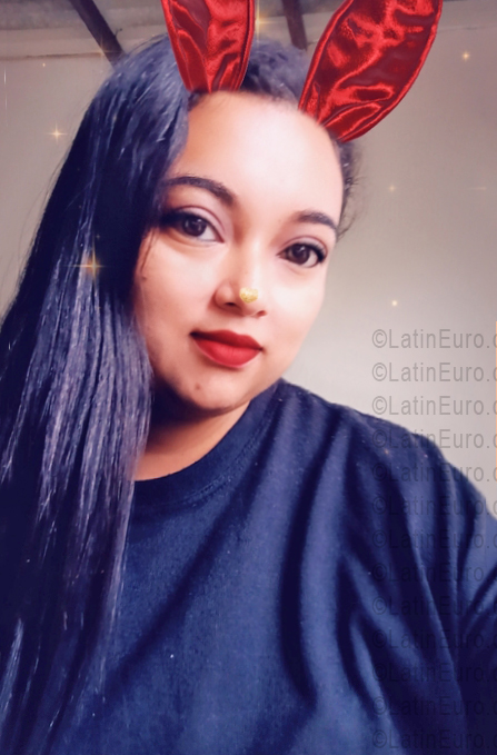 Date this foxy Ecuador girl Marian from Islas Galapagos EC1138