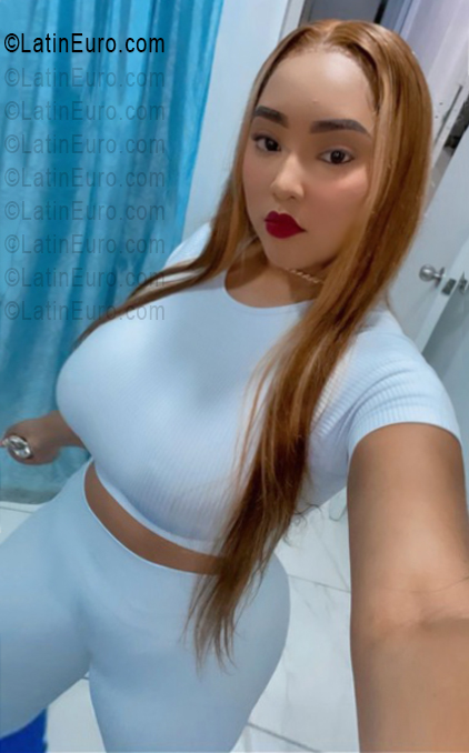 Date this young Dominican Republic girl GEORGELINA from Rep Dom DO56631