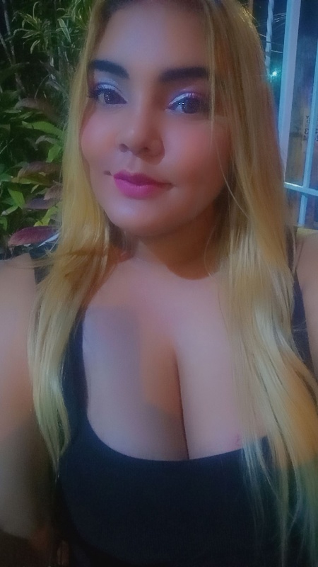 Date this funny Dominican Republic girl Yenni from Santo Domingo DO56690