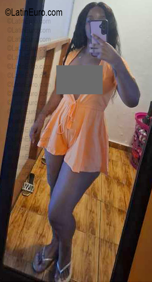 Date this fun Colombia girl Viviana from Cali CO33800
