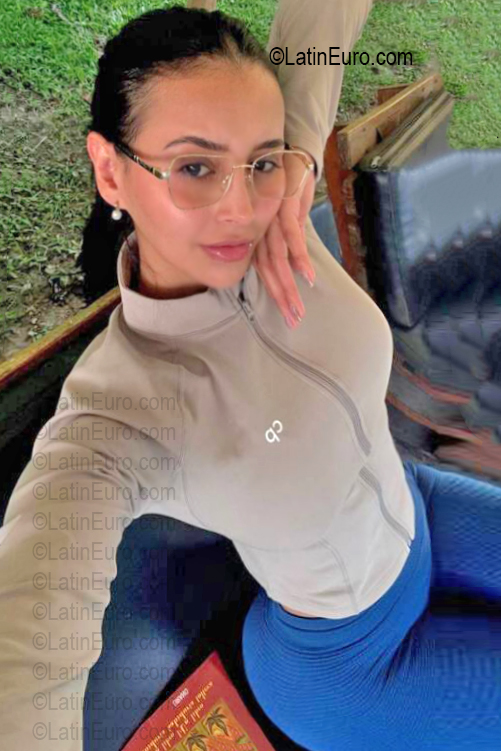 Date this happy Dominican Republic girl Marianny from Santiago De Los Caballeros DO56796