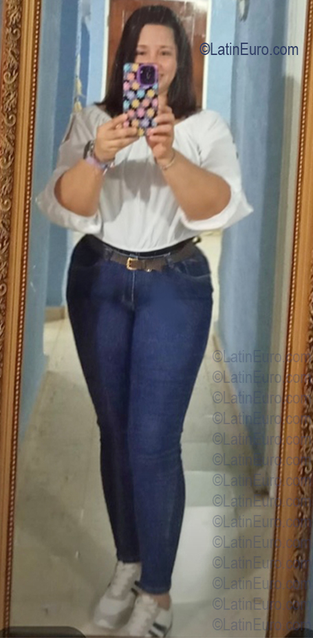 Date this athletic Panama girl Itzel from Panama City PA1440