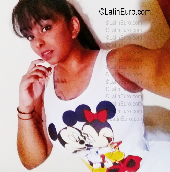 Date this nice looking Dominican Republic girl Maria from Santiago DO56867