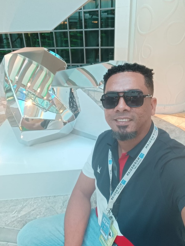 Date this tall Dominican Republic man Santana from Puerto Plata DO57035