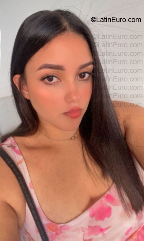 Date this beautiful Dominican Republic girl Smeylin from Santiago DO57108
