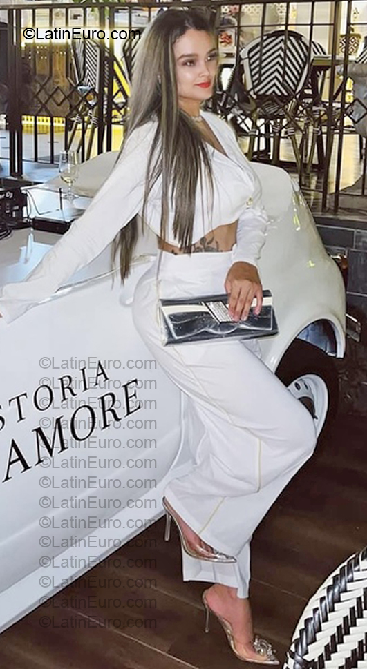 Date this funny Colombia girl Stefany from Cali CO33884