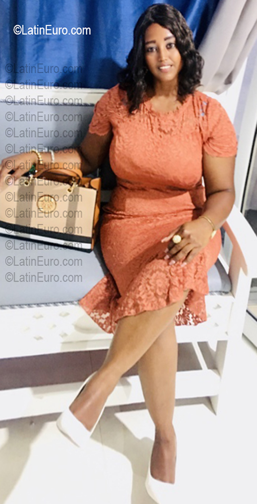 Date this gorgeous Dominican Republic girl Jaquelin from Mao Valverde DO57351